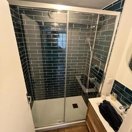 Joli Et Cosy * 滨海图维列